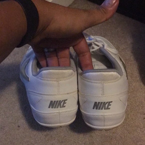 Nike sneakers - Picture 2 of 2